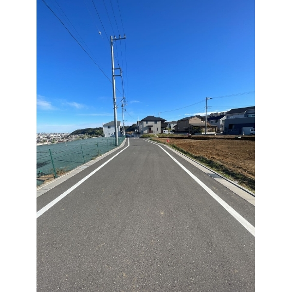 稲城市矢野口 前面道路