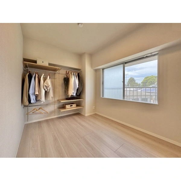 メゾン西永福 約5.4帖洋室