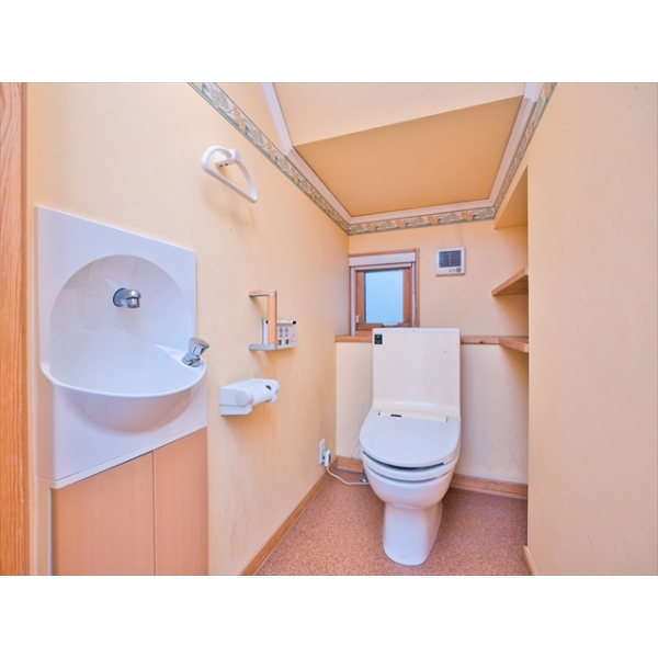 品川区西大井４丁目 １階　トイレ