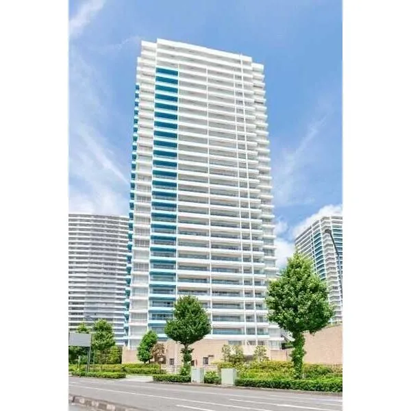 M.M.TOWERS　the　South シューズイン・ウォークインクローゼットや、廊下収納など収納豊富。すっきりとした暮らしが叶います。