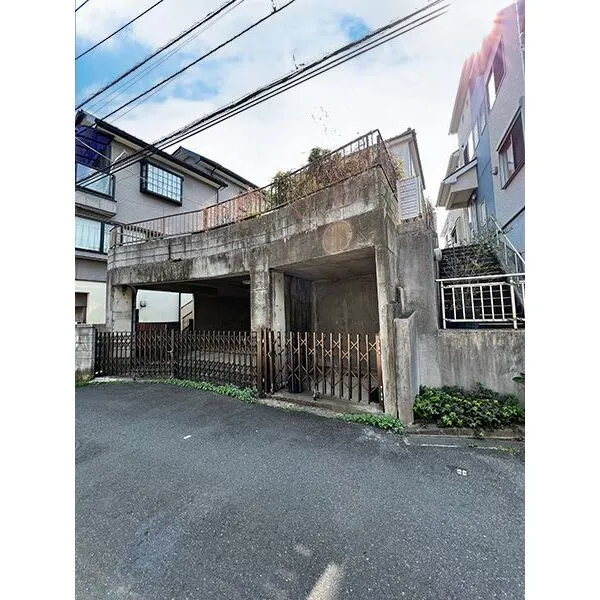 さいたま市南区大字太田窪 スーパー、コンビニが徒歩5分圏内とお買い物便利！