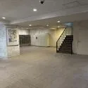 市川国府台マンション 広々としてマンションロビー