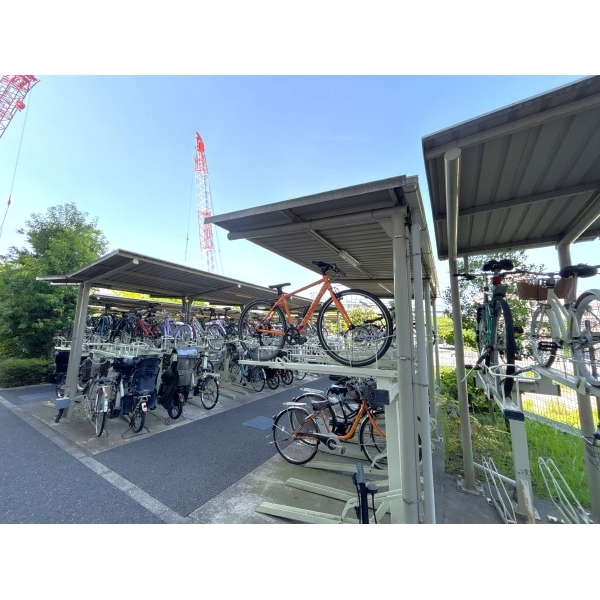グレーシアガーデンたまプラーザ（Ｆ棟） 駐輪場