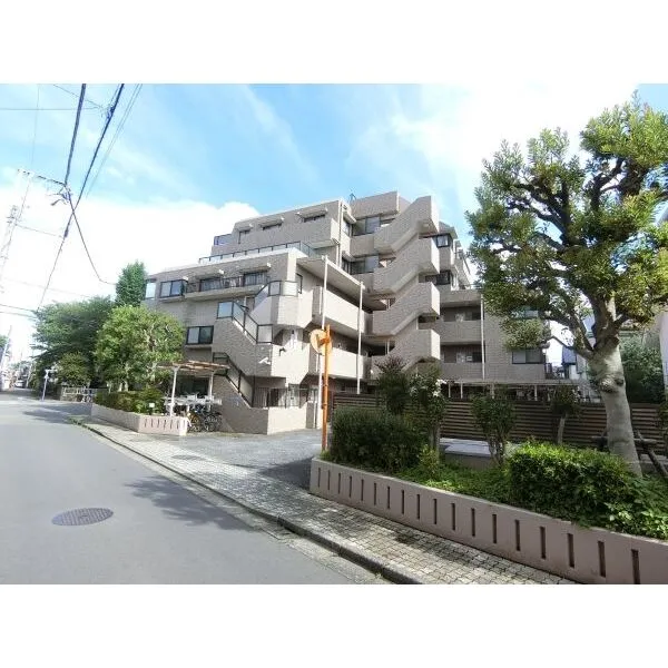 ライオンズマンション国立第８ 建物外観