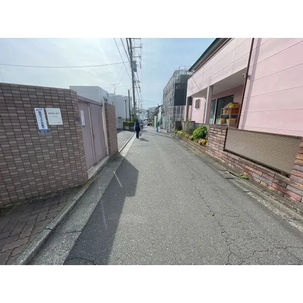 ロイヤルシャトー大和 前面道路