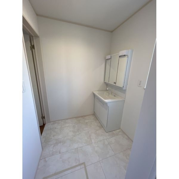 府中市栄町２丁目 洗面室