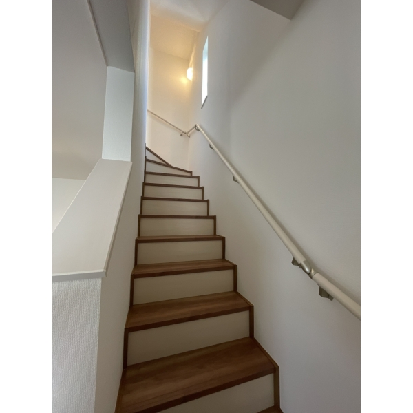 府中市栄町２丁目 階段