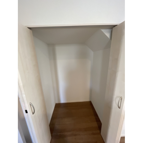 府中市栄町２丁目 収納