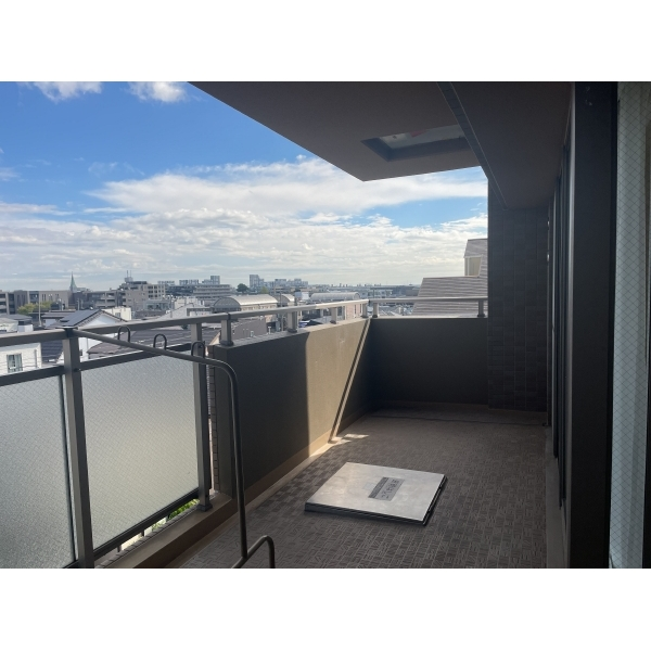 カームコート芦屋 北東側バルコニー