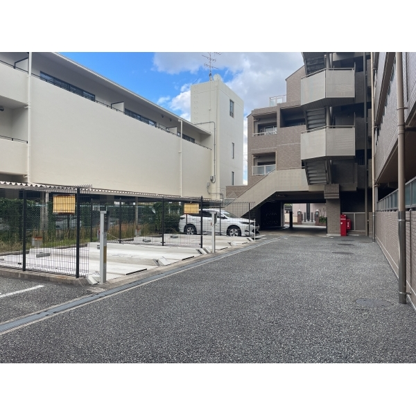 カームコート芦屋 駐車スペース