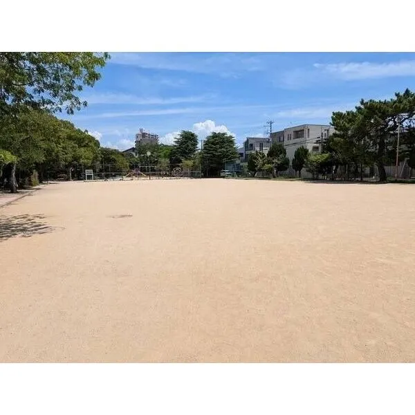 西宮市天道町 二見公園/約170m