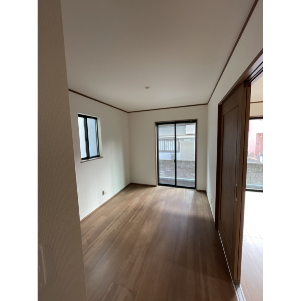 府中市栄町２丁目 洋室