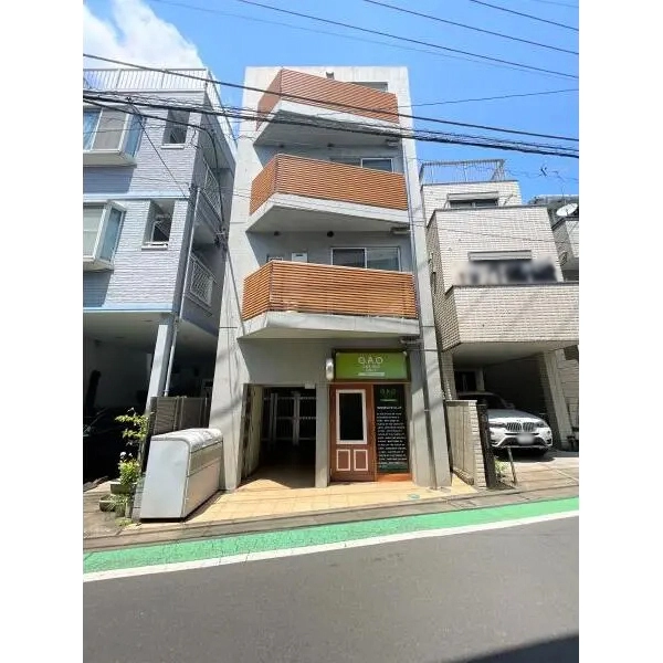 カレーラ経堂 外観