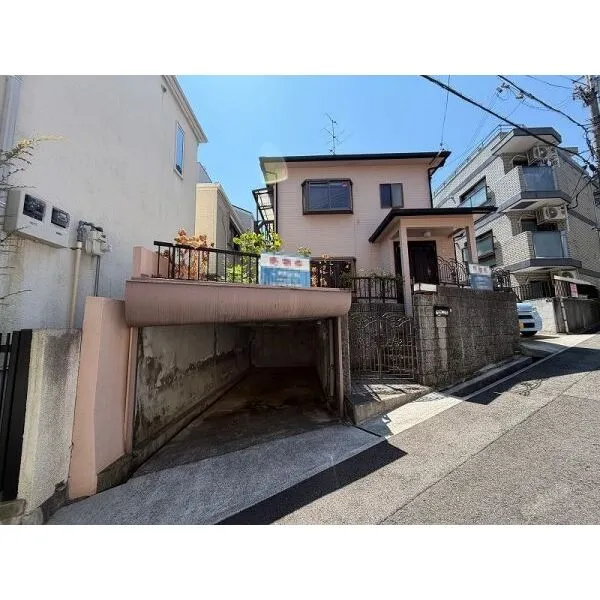 神戸市東灘区西岡本６丁目 外観写真です。
