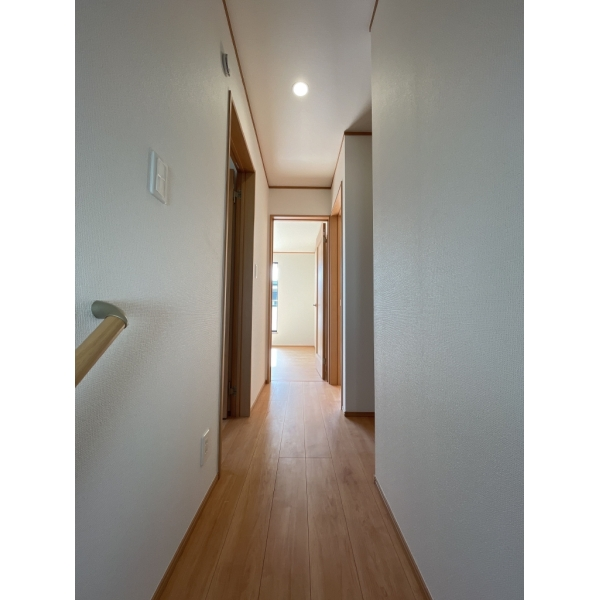 府中市栄町２丁目 廊下