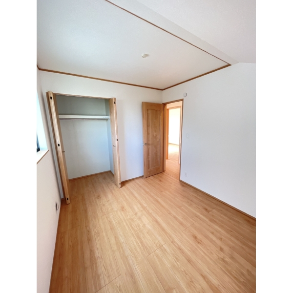 府中市栄町２丁目 洋室