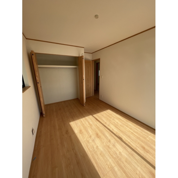 府中市栄町２丁目 洋室