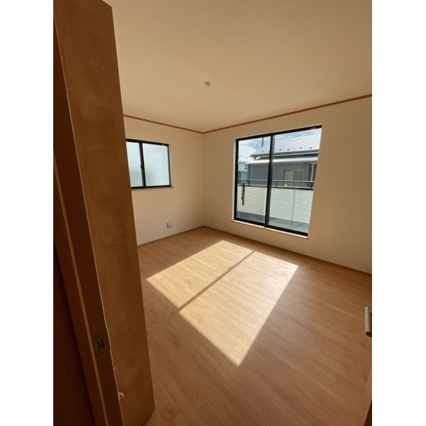 府中市栄町２丁目 洋室