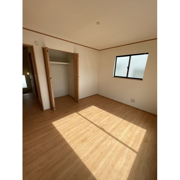 府中市栄町２丁目 洋室