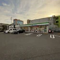名古屋市中村区大秋町２丁目 ファミリーマート本陣通店（コンビニ）まで約400m（徒歩5分）