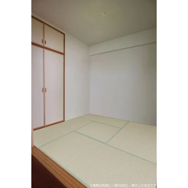 グランシティユーロパレス新川崎 <和室4.5帖>リビングに面した多目的に利用可能な和室です。