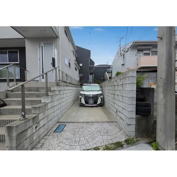 さいたま市緑区松木３丁目 駐車場(撮影年月：2026年07月)