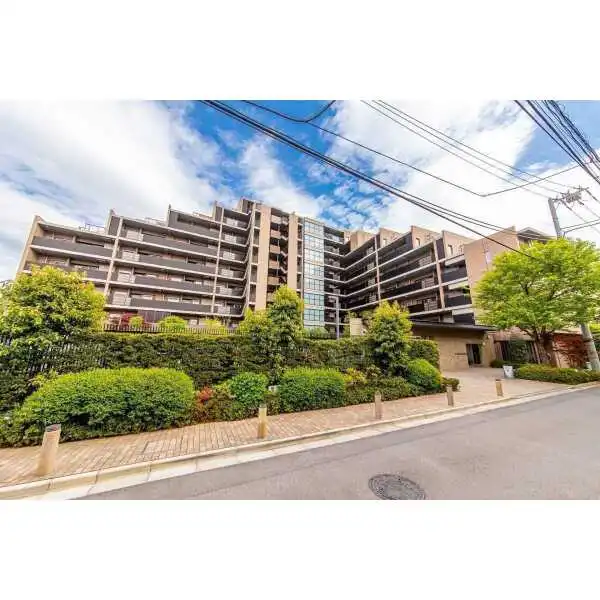 プラウド駒込トレサージュ 外観