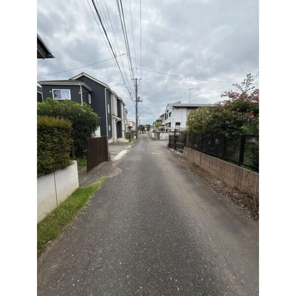 小平市仲町 前面道路