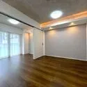 ダイナシティ高円寺 二重床構造が採用されています。柱の出っ張りが少なく、家具のレイアウトがしやすい間取りです。
