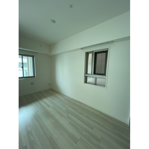 ザ・テラス京都グランターミナル 洋室約5畳