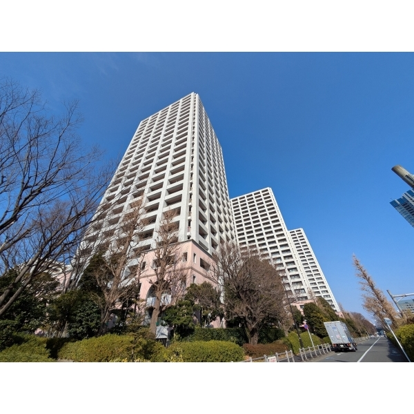 西戸山タワーホウムズサウスタワー 外観