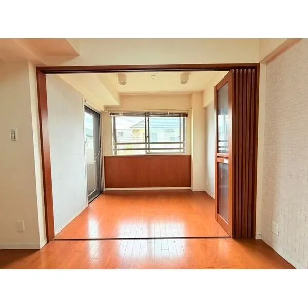 ライオンズマンション武蔵新城緑園の街壱番館 コンサーバトリー(約3.0帖)