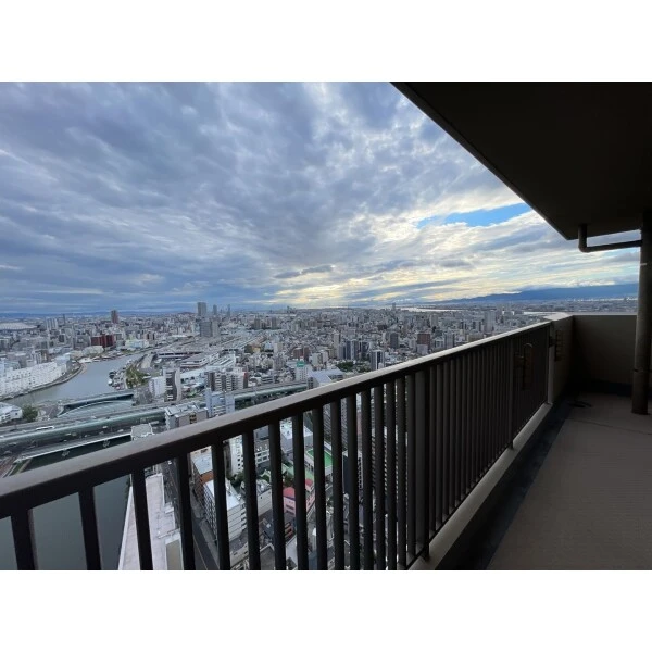 キングマンション堂島川 バルコニーからの眺望