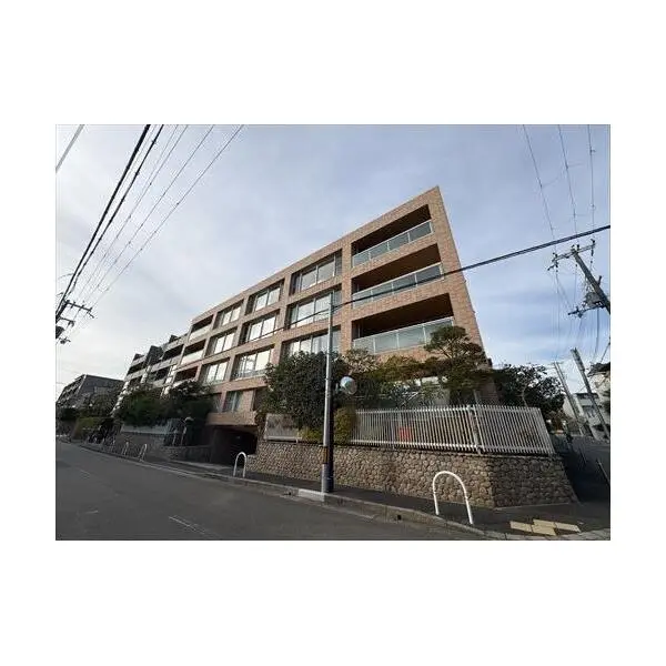 フローラ芦屋フラット 外観