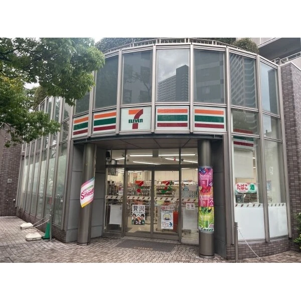 セザール月島 セブンイレブン中央区佃2丁目店（コンビニ）まで約100m（徒歩2分）