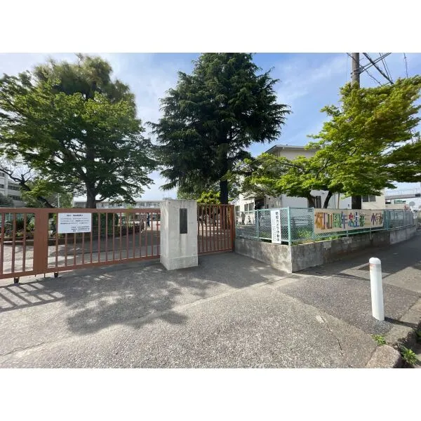 町田ガーデンハウス 町田市立忠生第三小学校（小学校）まで約400m（徒歩5分）