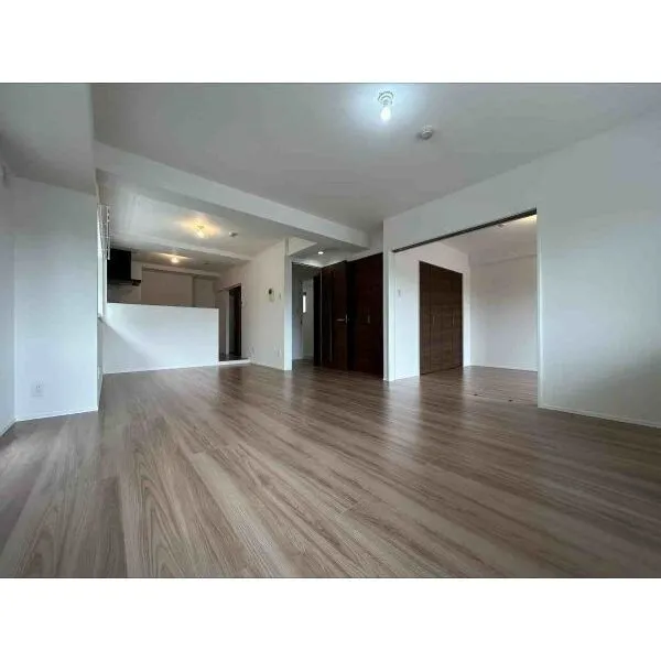 モアクレスト金沢文庫 約16.6m2のLDKです。