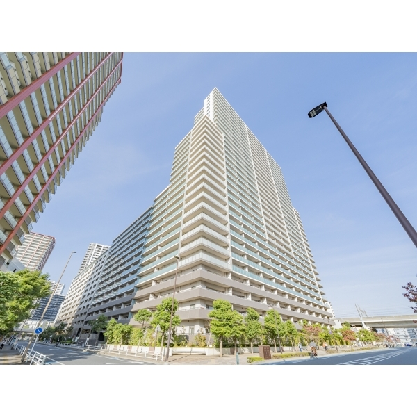 武蔵浦和ＳＫＹ＆ＧＡＲＤＥＮ　Ｃ棟 外観