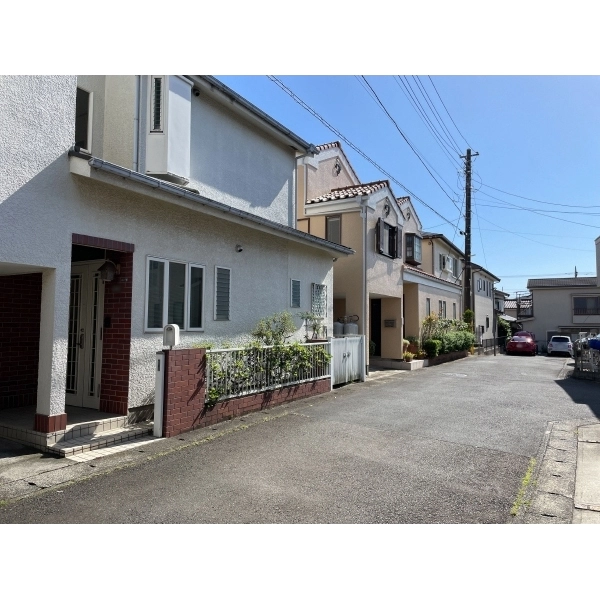 横浜市旭区鶴ケ峰1丁目 前面道路