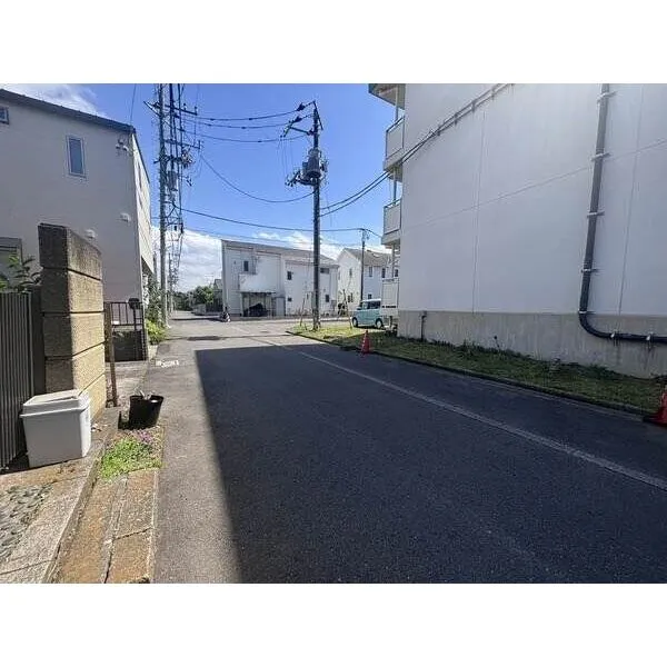 国分寺市高木町１丁目 南西側道路