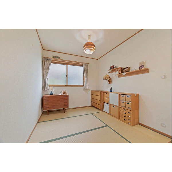 知立市鳥居２丁目 和室