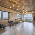 アンビシャス西新井 陽光が差し込む、明るい空間。ご家族皆様でゆったりとお寛ぎいただけます。