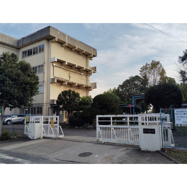 柏市酒井根４丁目 柏市立酒井根小学校（小学校）まで約370m（徒歩5分）