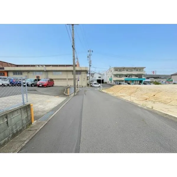長久手市喜婦嶽 前面道路含む現地写真