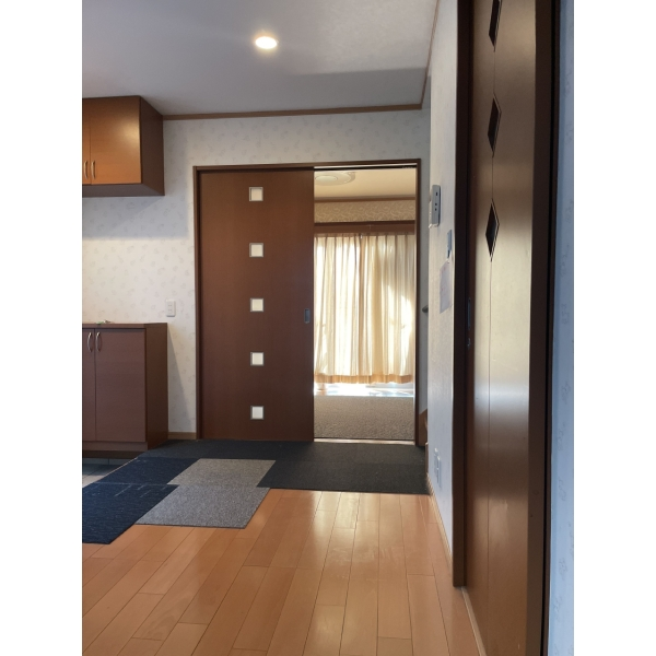 足立区綾瀬６丁目 家具・調度品は価格に含まれません。