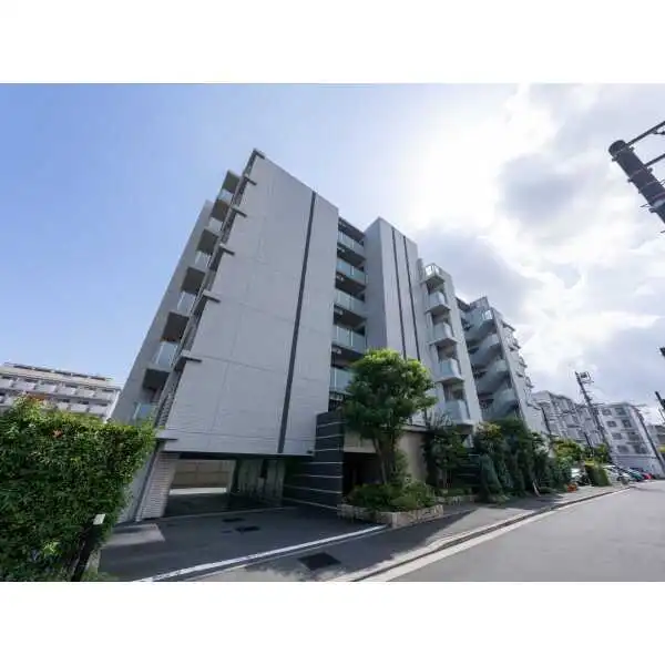 プラウド横濱白楽ディアージュ 外観