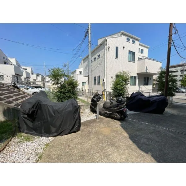 横浜市磯子区洋光台1丁目 バイク置場