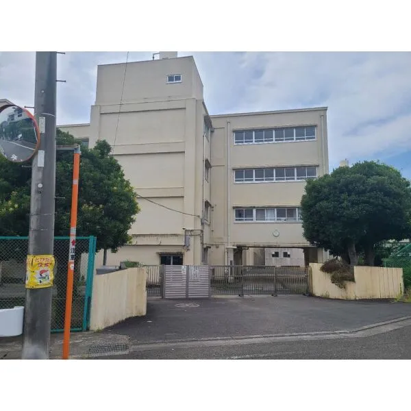 横浜市磯子区洋光台1丁目 横浜市立洋光台第一中学校(中学校)まで約1500m(徒歩19分)