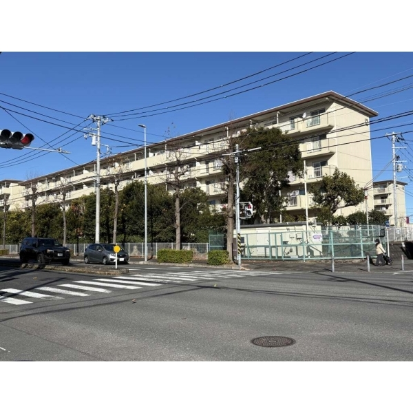 港南台つぐみ団地１２号棟１２ 外観