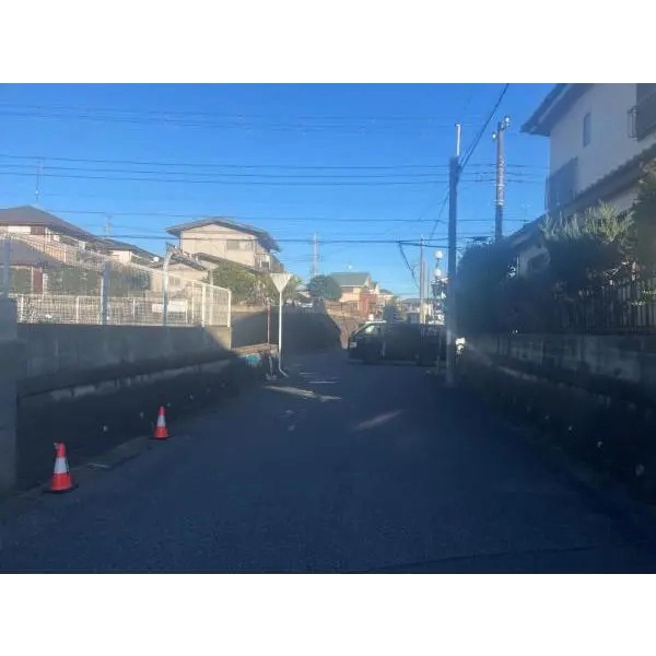 千葉市若葉区小倉台５丁目 前面道路